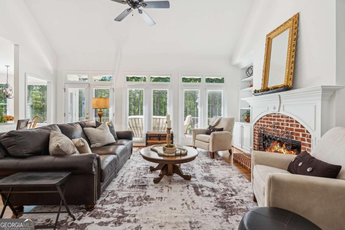 Birmingham Manor - Residential