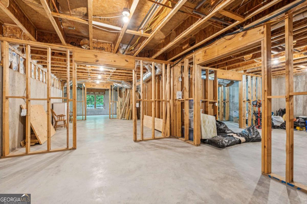 Birmingham Manor - Residential