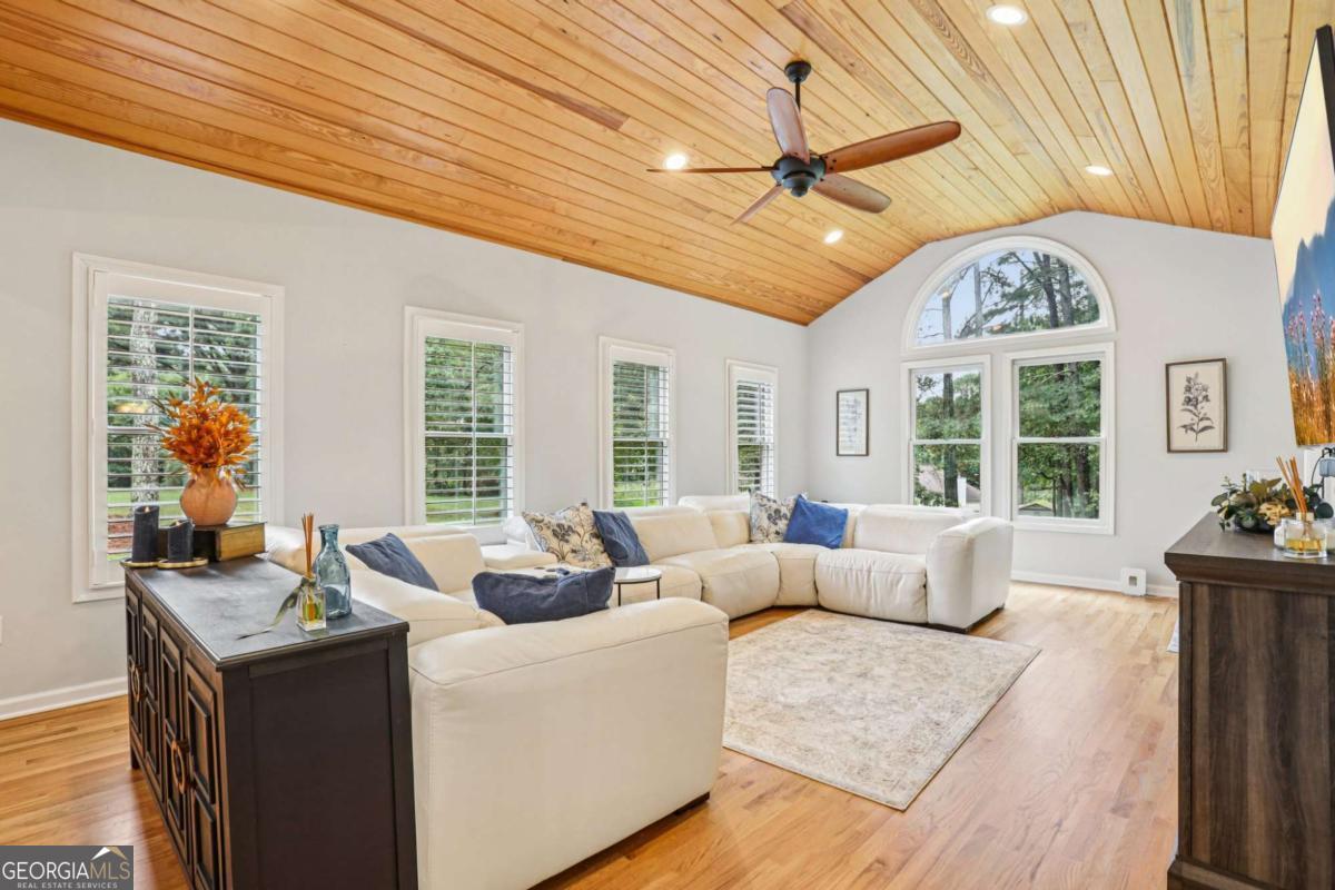 6150 Ivey Springs Chase