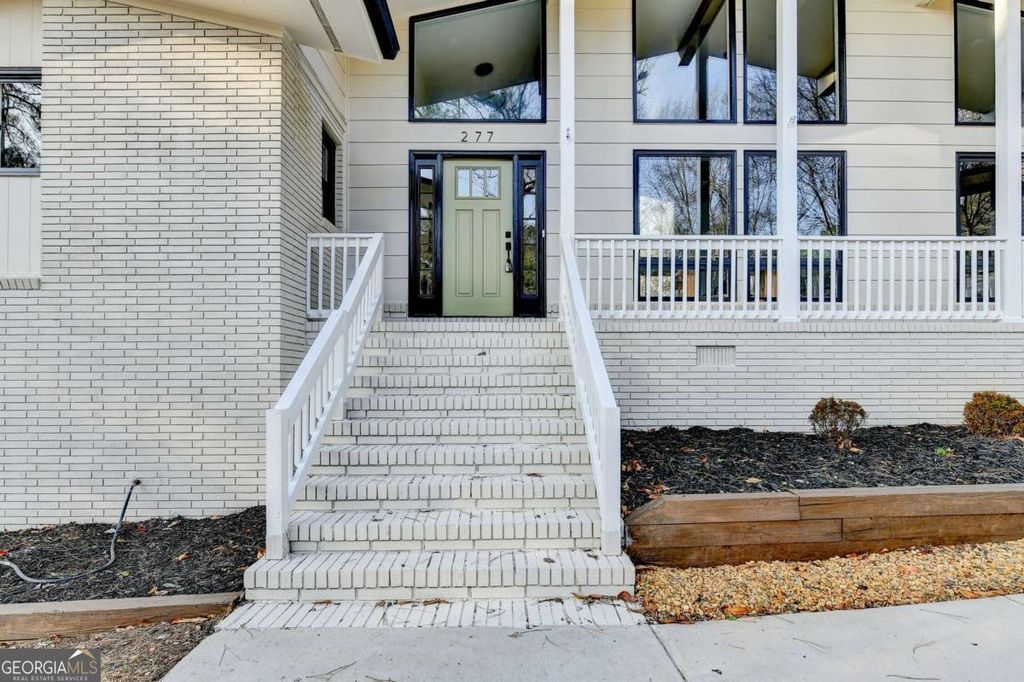 Photo of 277 Hillside Drive, Winder, GA 30680 (MLS # 10696224)