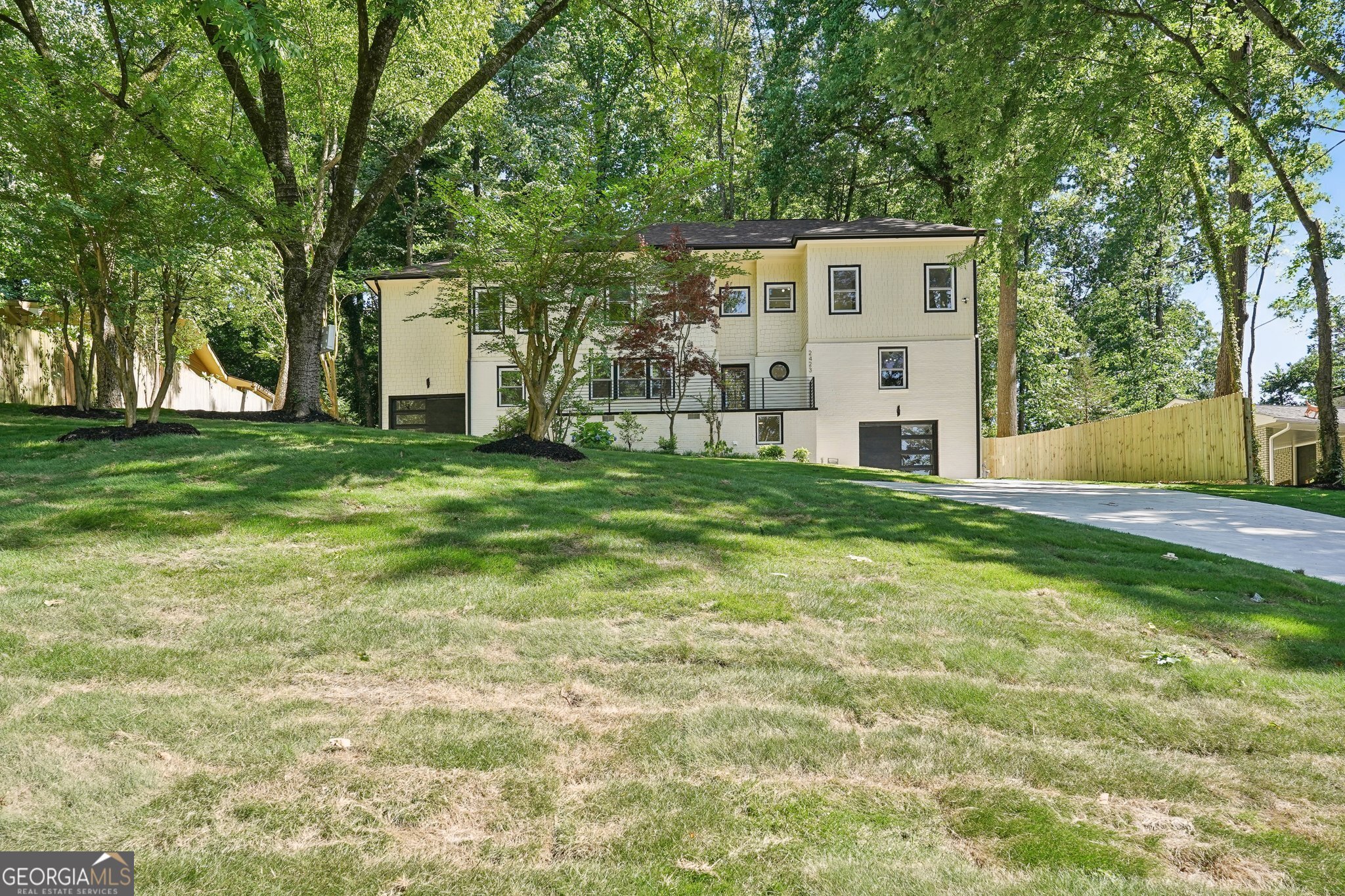 Photo 6 of 80 of 2423 Melinda DR NE house