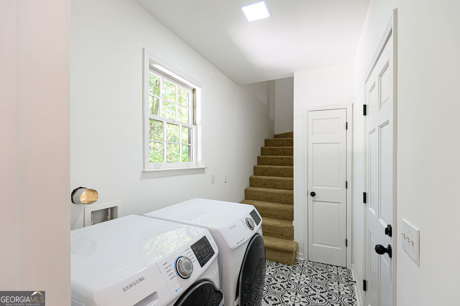 WHITLOCK HEIGHTS - Residential