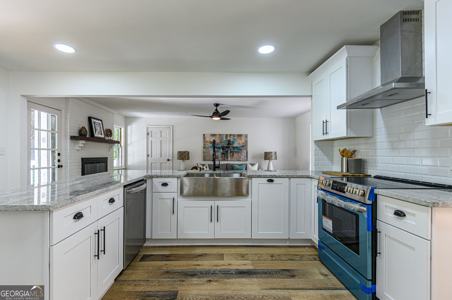 WHITLOCK HEIGHTS - Residential