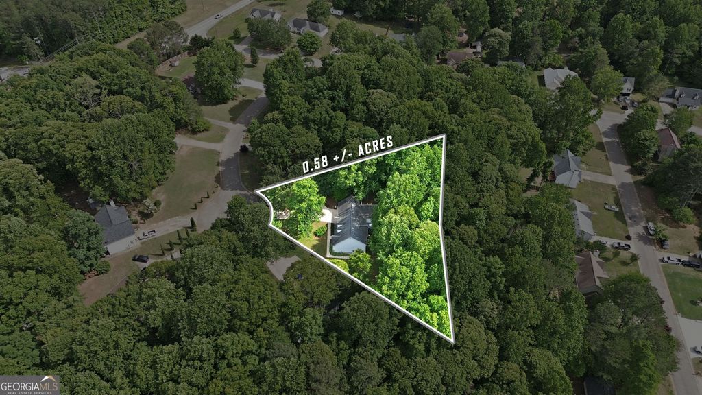 Photo of 6023 Elm Ridge Court, Gainesville, GA 30507 (MLS # 10760670)