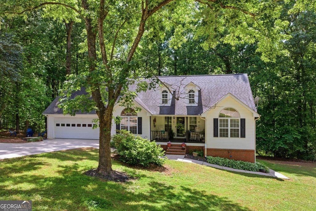 Photo of 6023 Elm Ridge Court, Gainesville, GA 30507 (MLS # 10760670)
