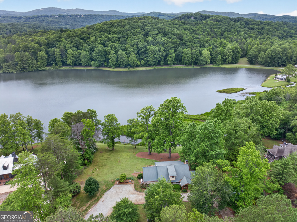 355 Fausetts Lake RD