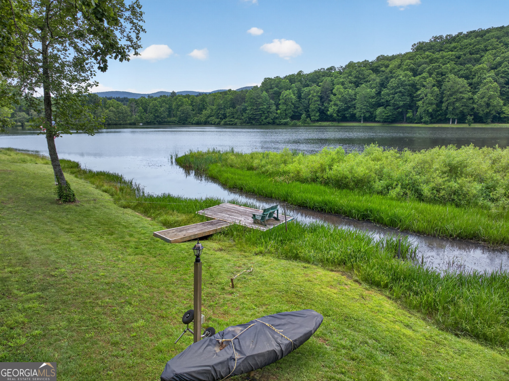 355 Fausetts Lake RD