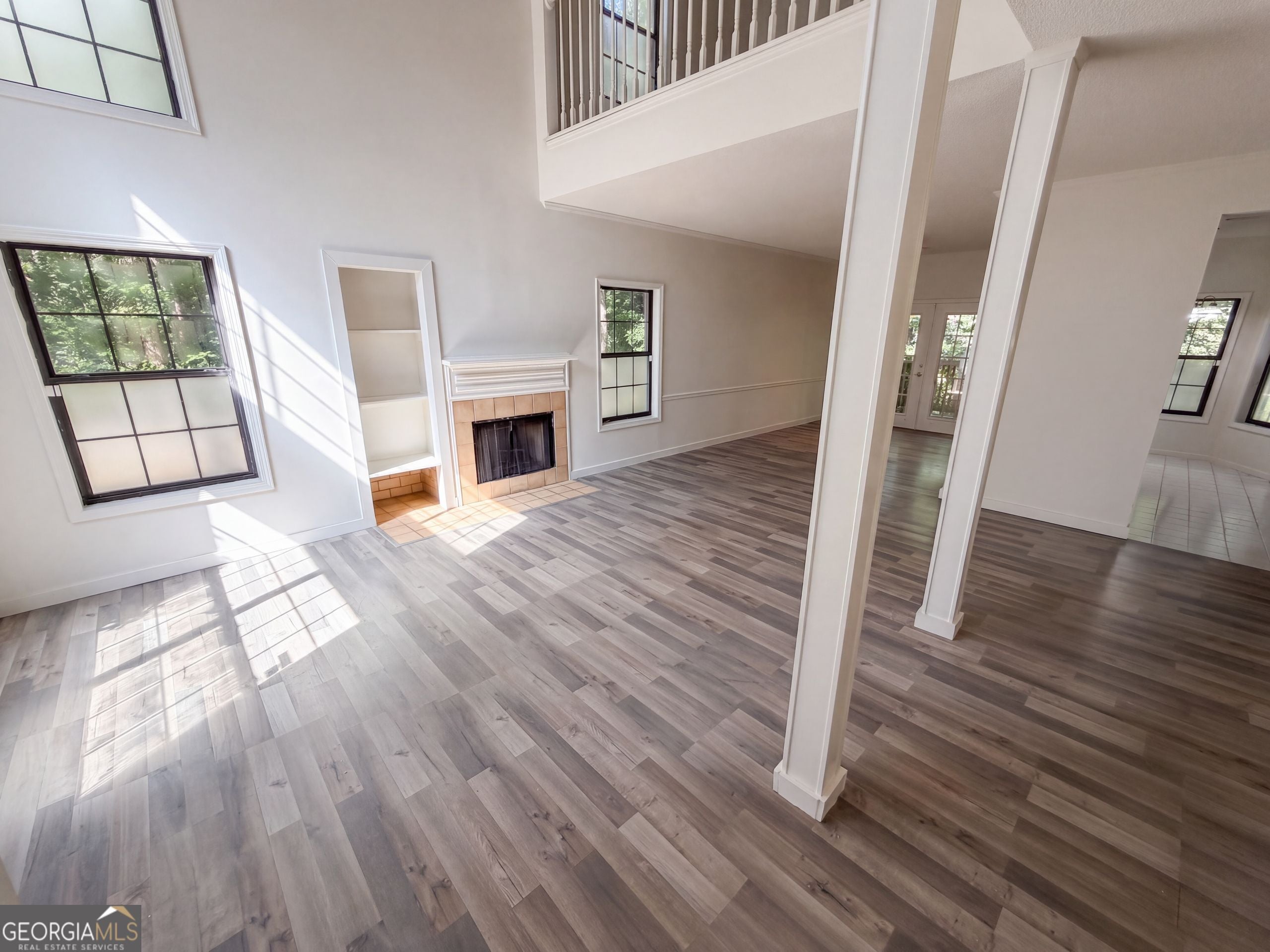 506 Mansard WALK
