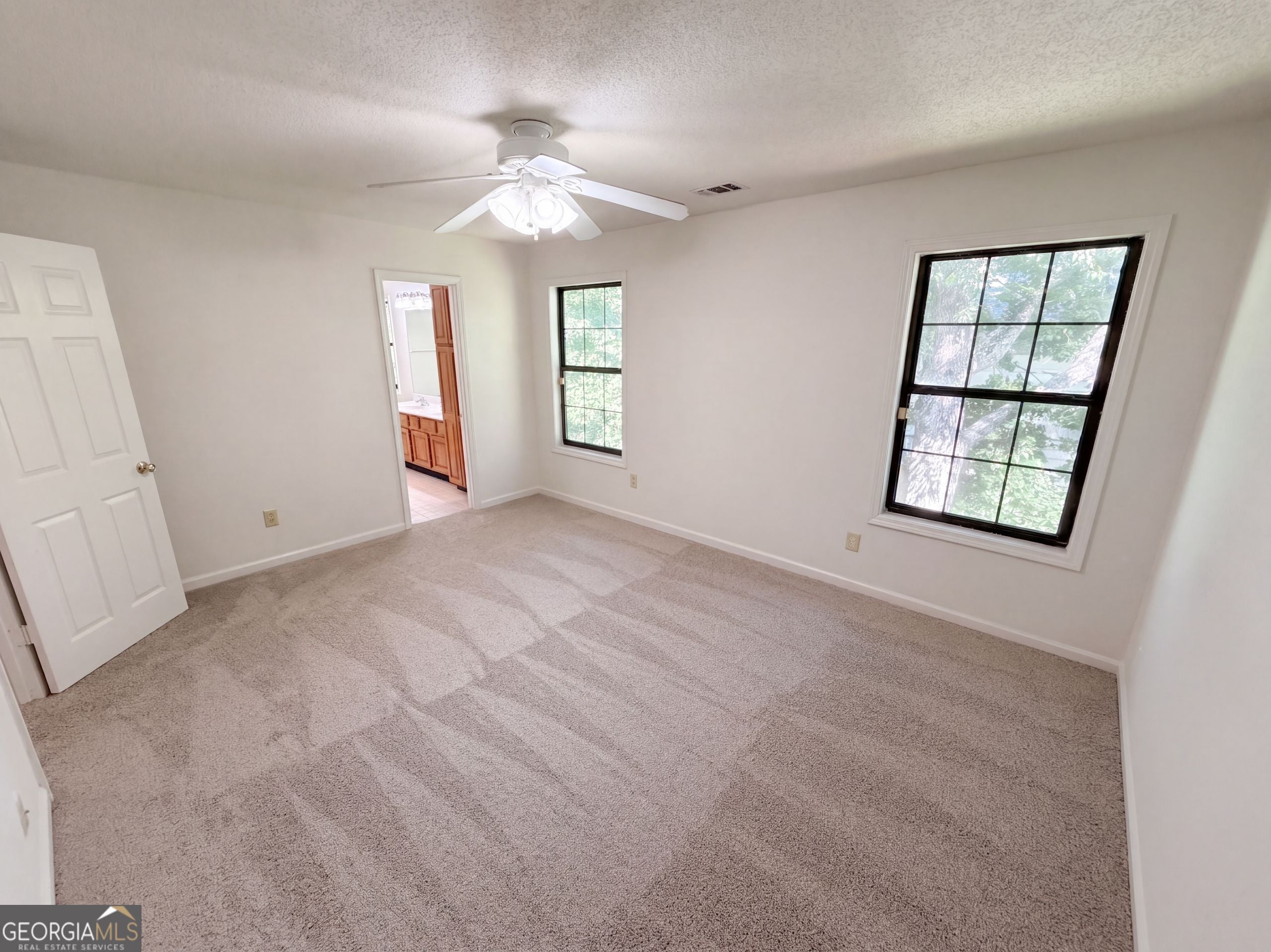 506 Mansard WALK