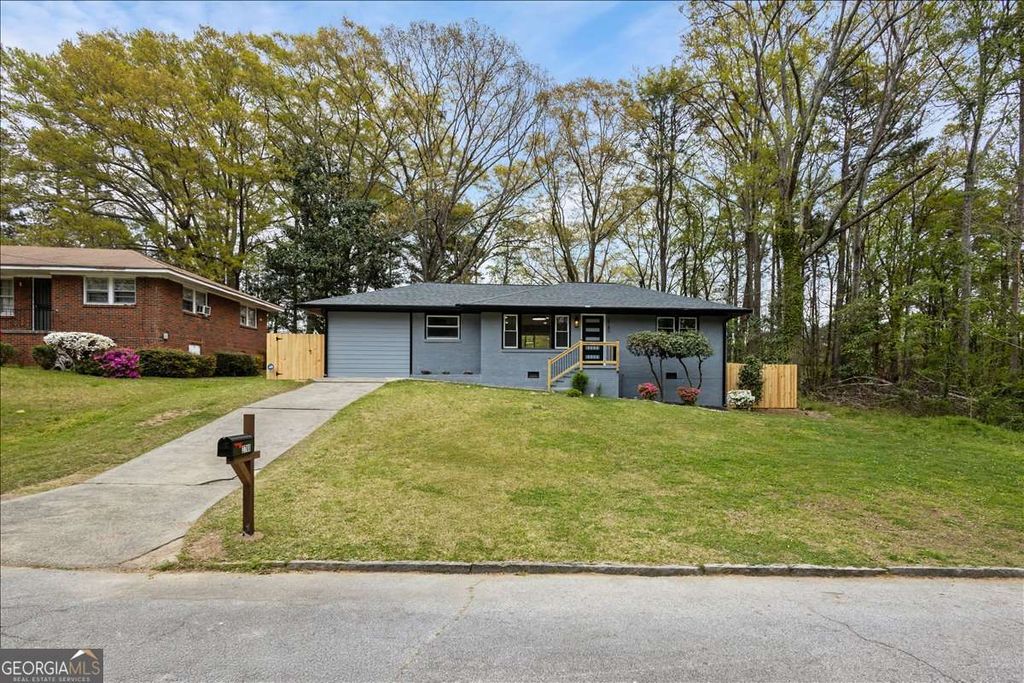 Photo of 2780 Fairlane Drive SE, Atlanta, GA 30354 (MLS # 10721277)