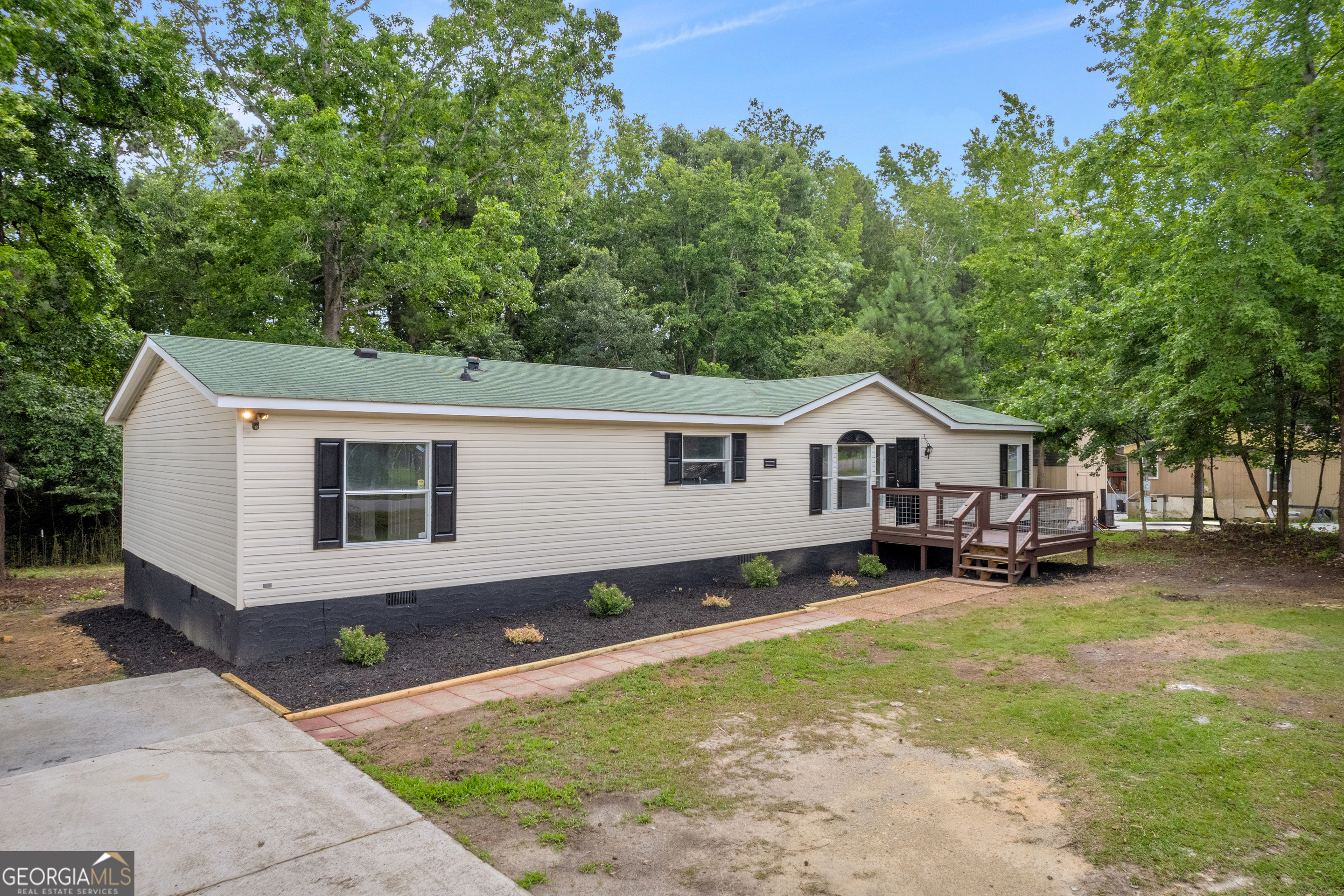 150 Norwood LN