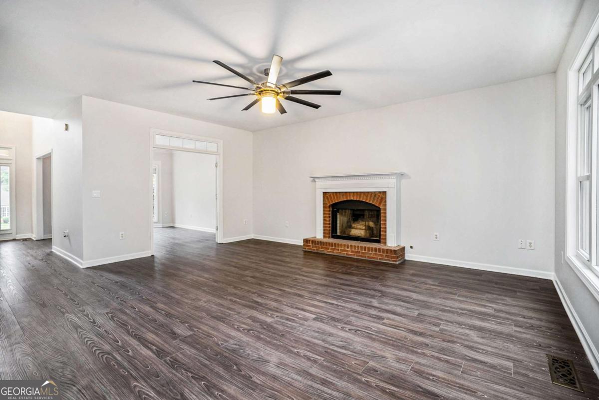 3630 Falls TRL
