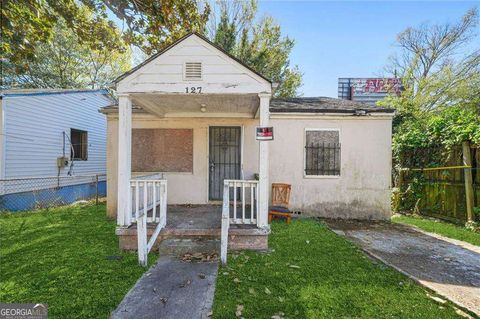 127 Buchanan LN SE Atlanta GA 30315