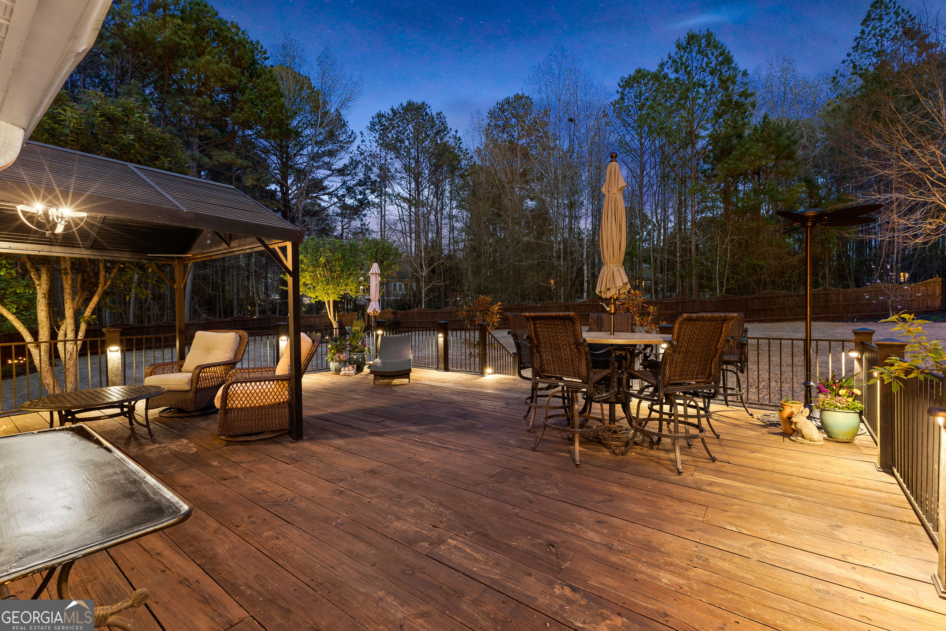 Fayetteville, Georgia 30215, United States, 6 Bedrooms Bedrooms, ,5 BathroomsBathrooms,Residential,Active,96201