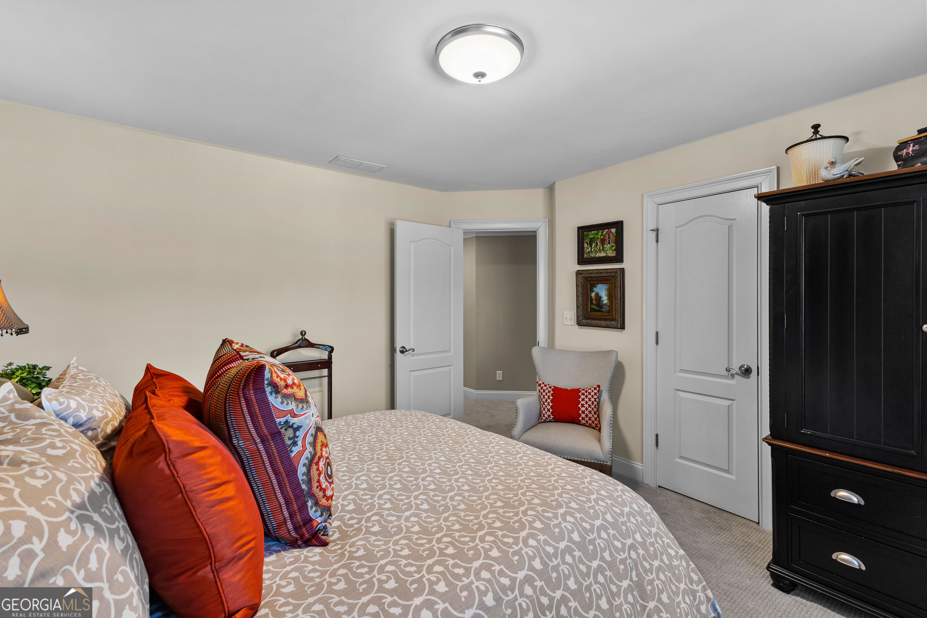 Fayetteville, Georgia 30215, United States, 6 Bedrooms Bedrooms, ,5 BathroomsBathrooms,Residential,Active,96201