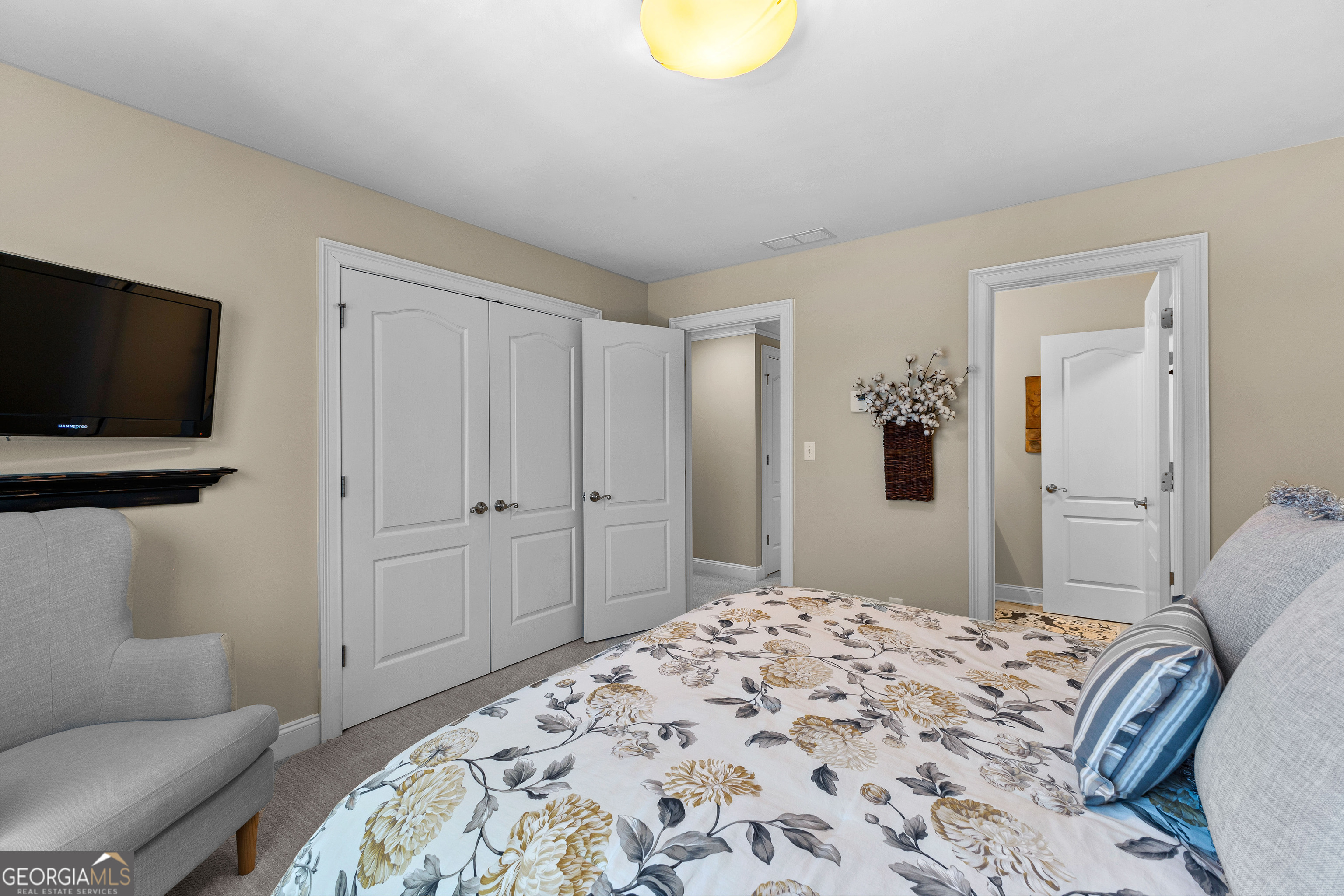 Fayetteville, Georgia 30215, United States, 6 Bedrooms Bedrooms, ,5 BathroomsBathrooms,Residential,Active,96201