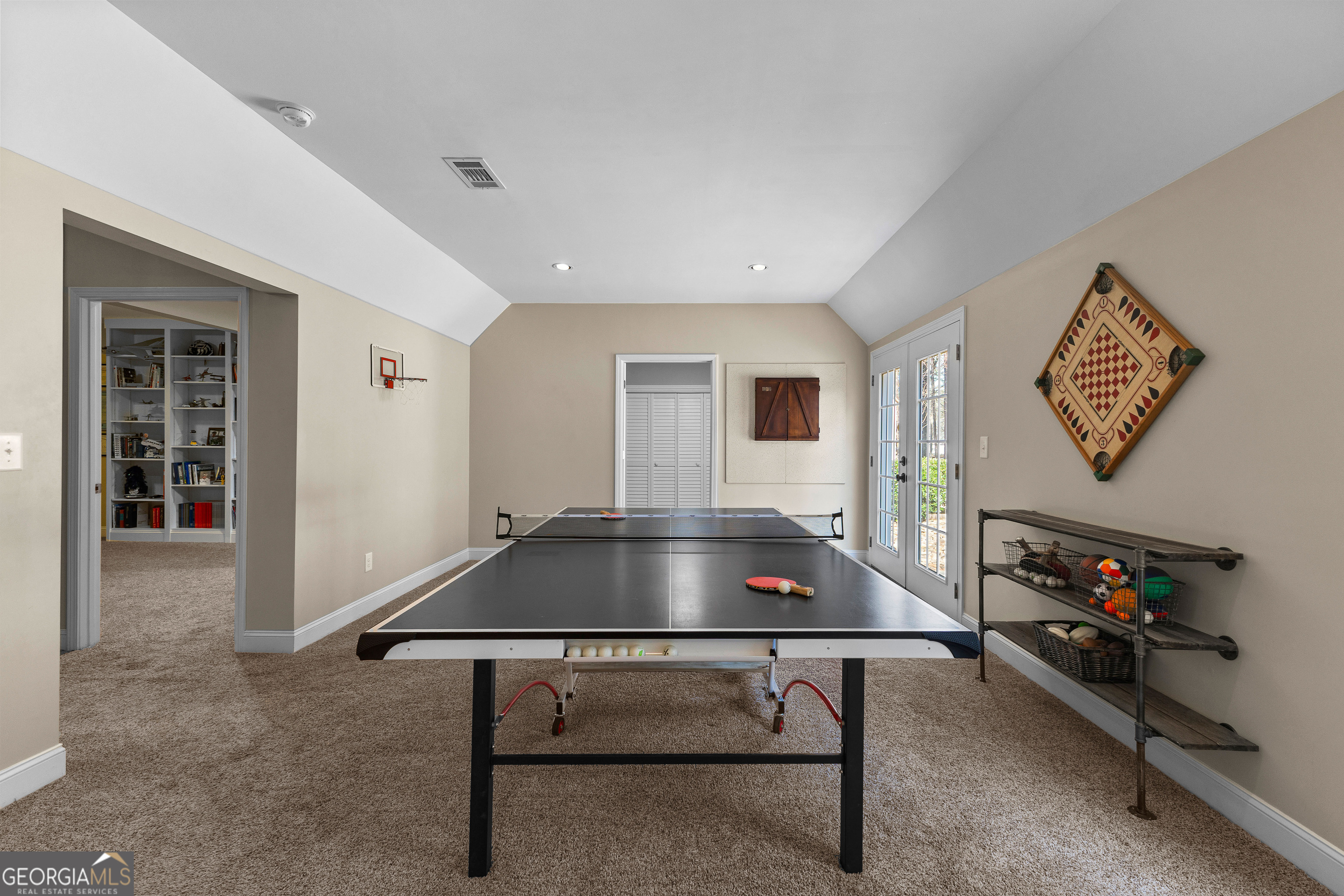 Fayetteville, Georgia 30215, United States, 6 Bedrooms Bedrooms, ,5 BathroomsBathrooms,Residential,Active,96201