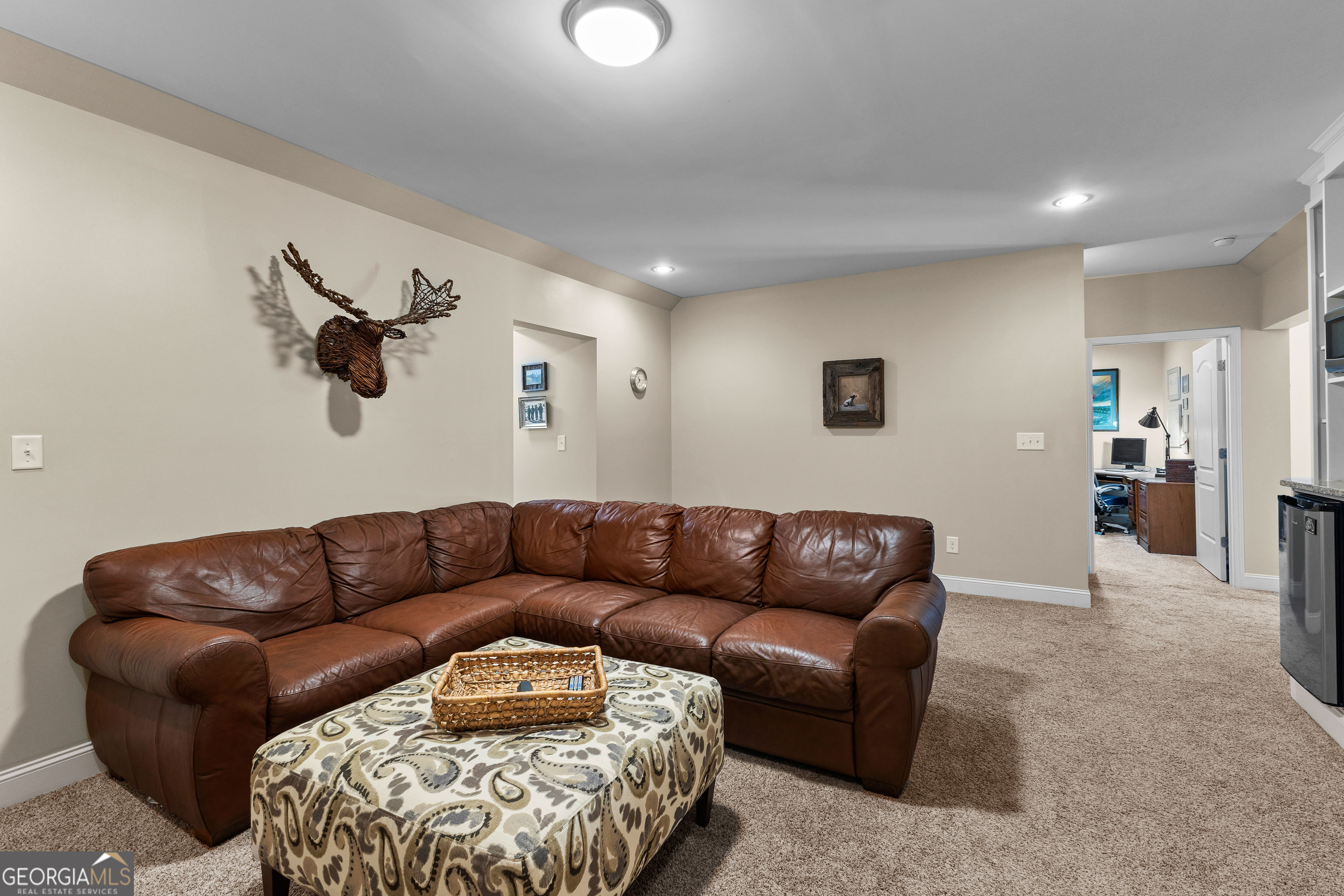 Fayetteville, Georgia 30215, United States, 6 Bedrooms Bedrooms, ,5 BathroomsBathrooms,Residential,Active,96201