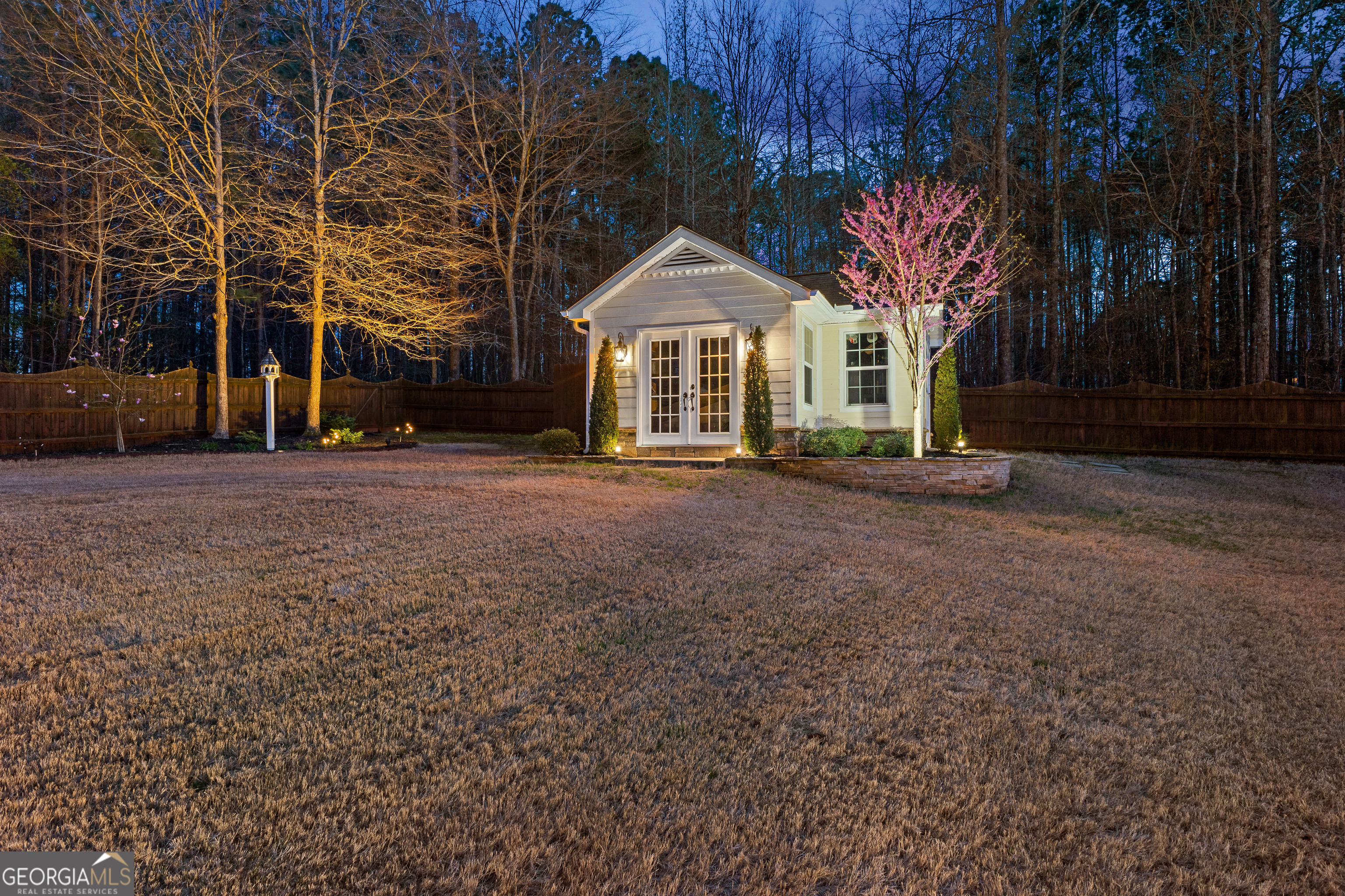 Fayetteville, Georgia 30215, United States, 6 Bedrooms Bedrooms, ,5 BathroomsBathrooms,Residential,Active,96201