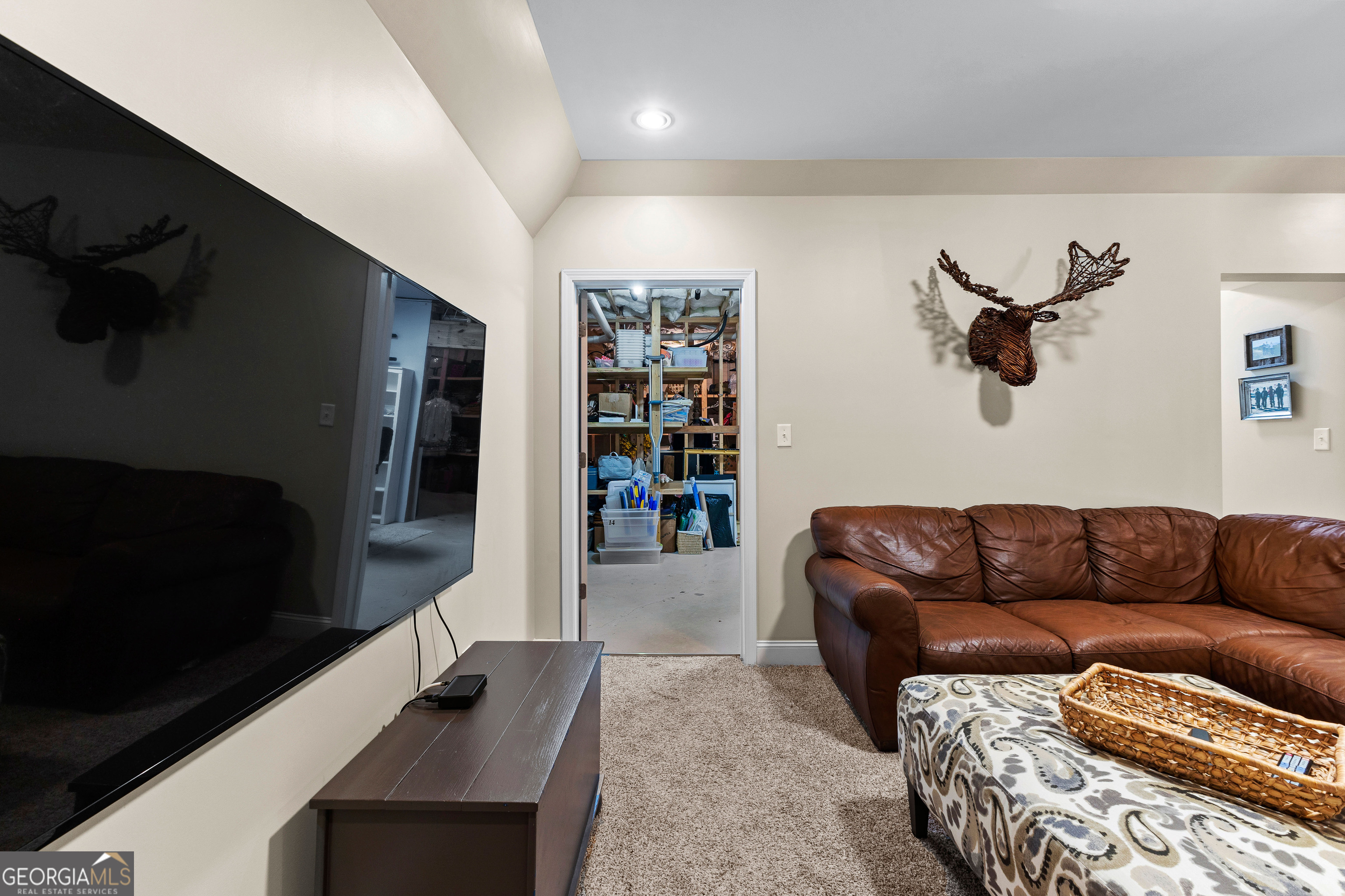 Fayetteville, Georgia 30215, United States, 6 Bedrooms Bedrooms, ,5 BathroomsBathrooms,Residential,Active,96201