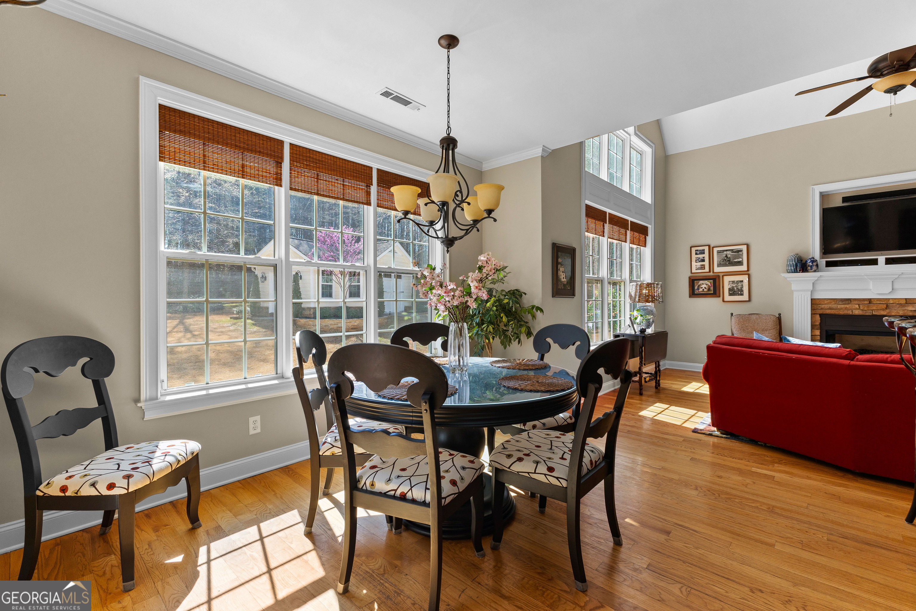 Fayetteville, Georgia 30215, United States, 6 Bedrooms Bedrooms, ,5 BathroomsBathrooms,Residential,Active,96201