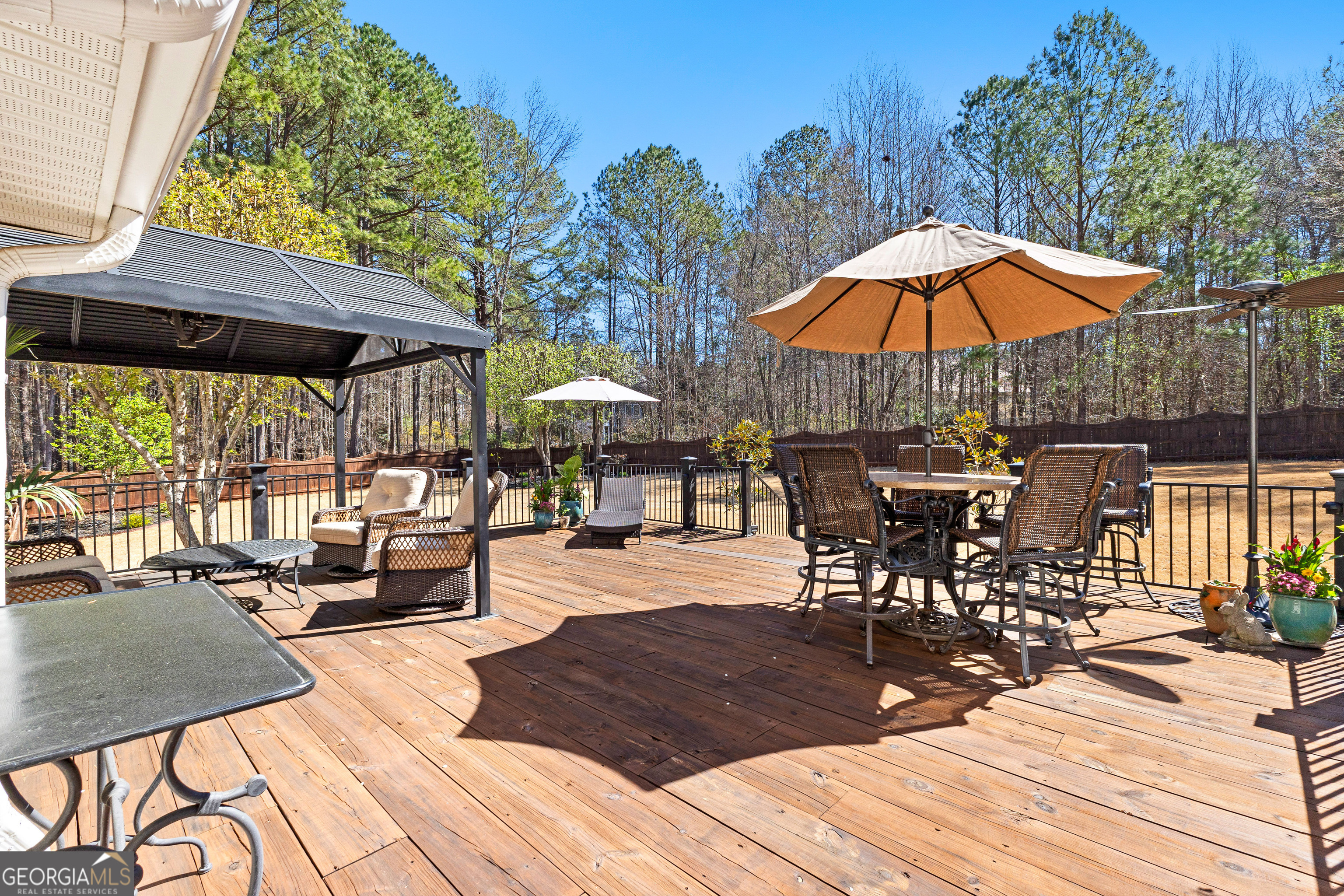 Fayetteville, Georgia 30215, United States, 6 Bedrooms Bedrooms, ,5 BathroomsBathrooms,Residential,Active,96201