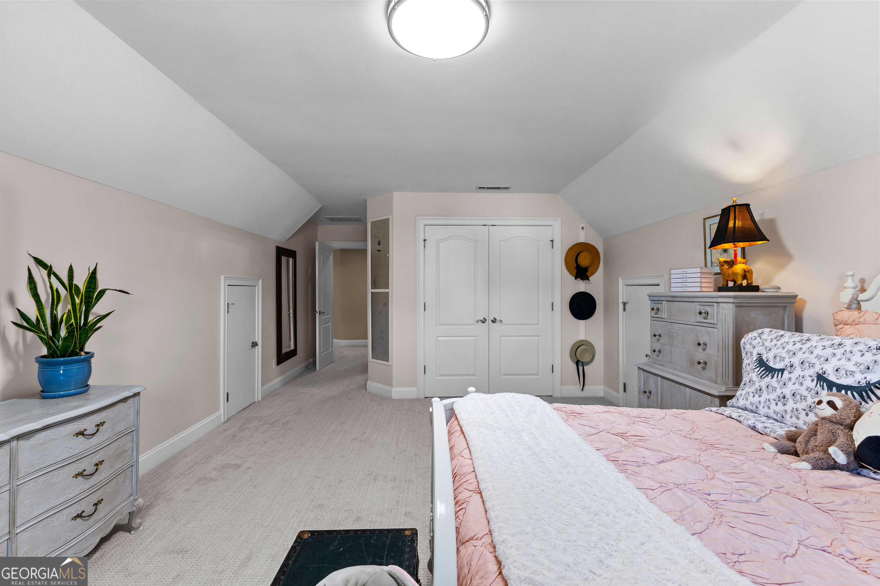 Fayetteville, Georgia 30215, United States, 6 Bedrooms Bedrooms, ,5 BathroomsBathrooms,Residential,Active,96201