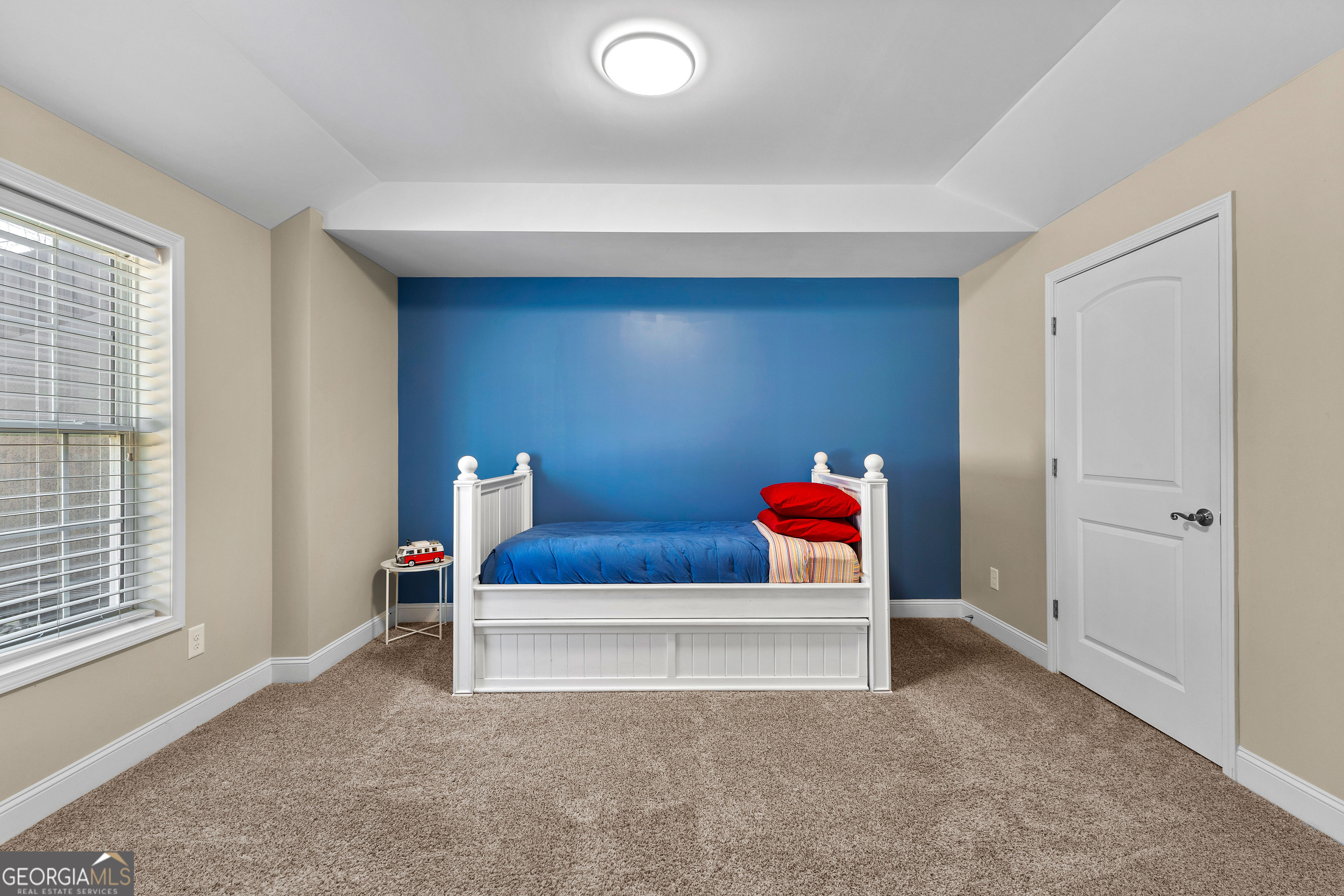 Fayetteville, Georgia 30215, United States, 6 Bedrooms Bedrooms, ,5 BathroomsBathrooms,Residential,Active,96201