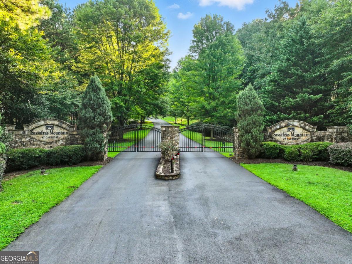 31&32 Foxpaw Leaf LN