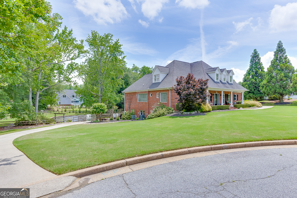 2623 Lindsey Grace LN