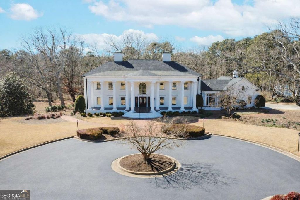 Photo of 1445 Hillside Drive, Grayson, GA 30017 (MLS # 10696305)