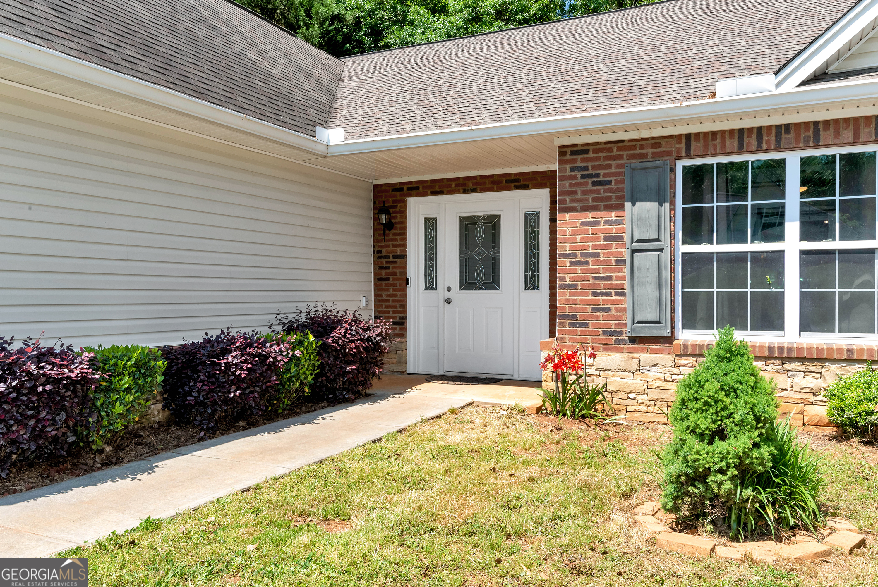 150 Buckeye Trails DR