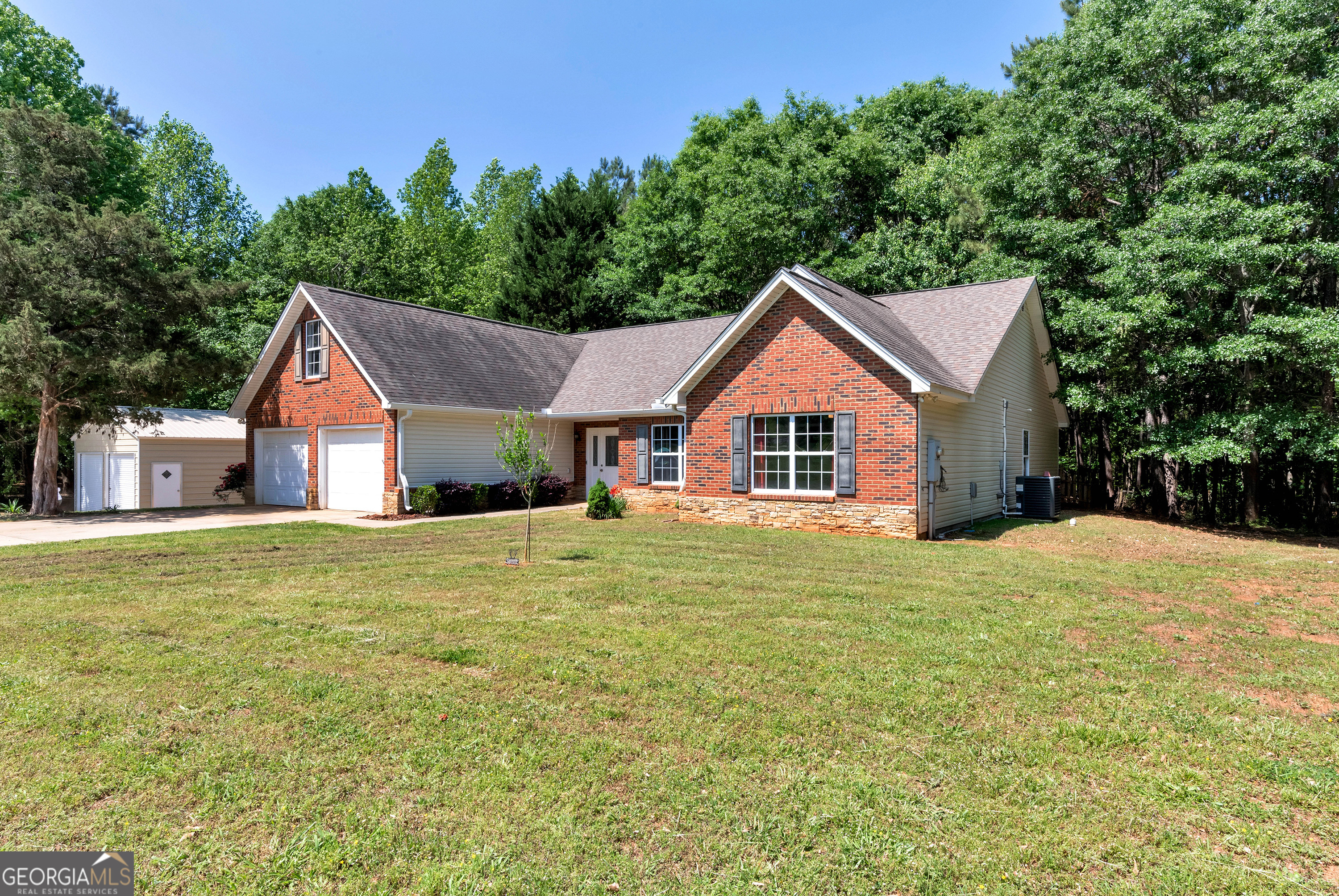 150 Buckeye Trails DR