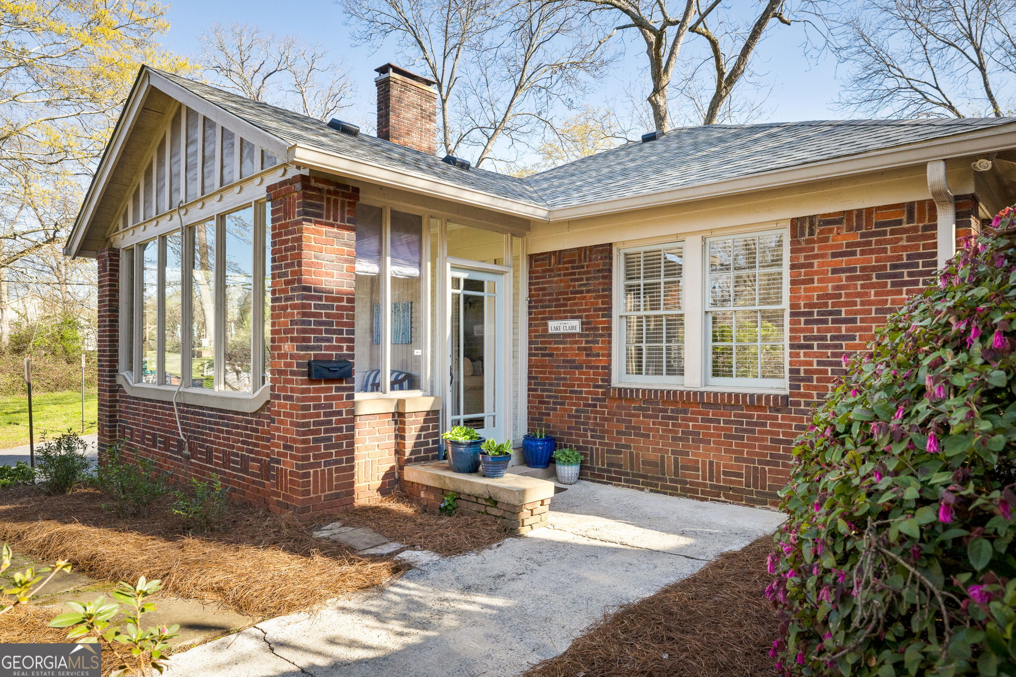 1793 McLendon AVE NE