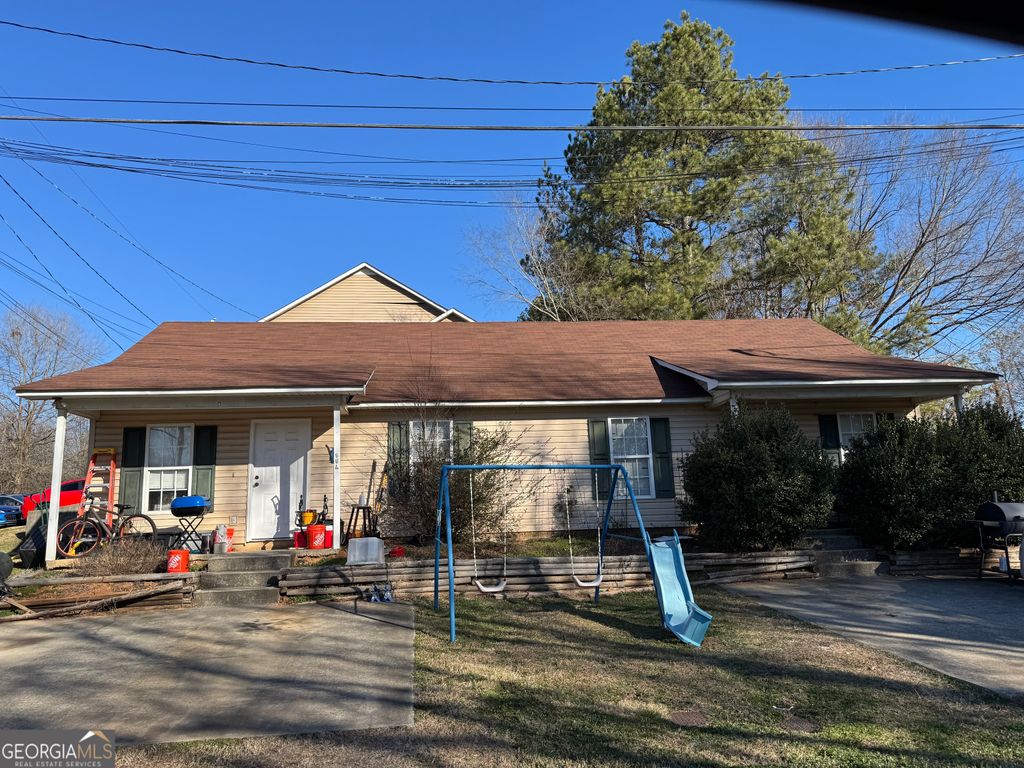 Photo of 95 Bruce Street, Adairsville, GA 30103 (MLS # 10676606)