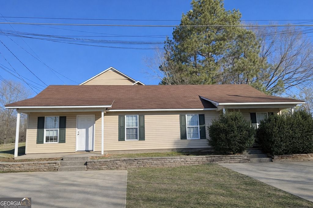 Photo of 95 Bruce Street, Adairsville, GA 30103 (MLS # 10676606)