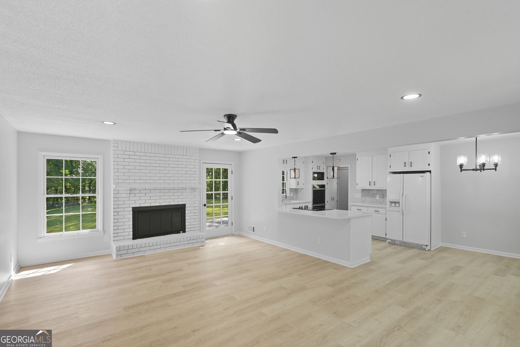 120 NW Westwood DR
