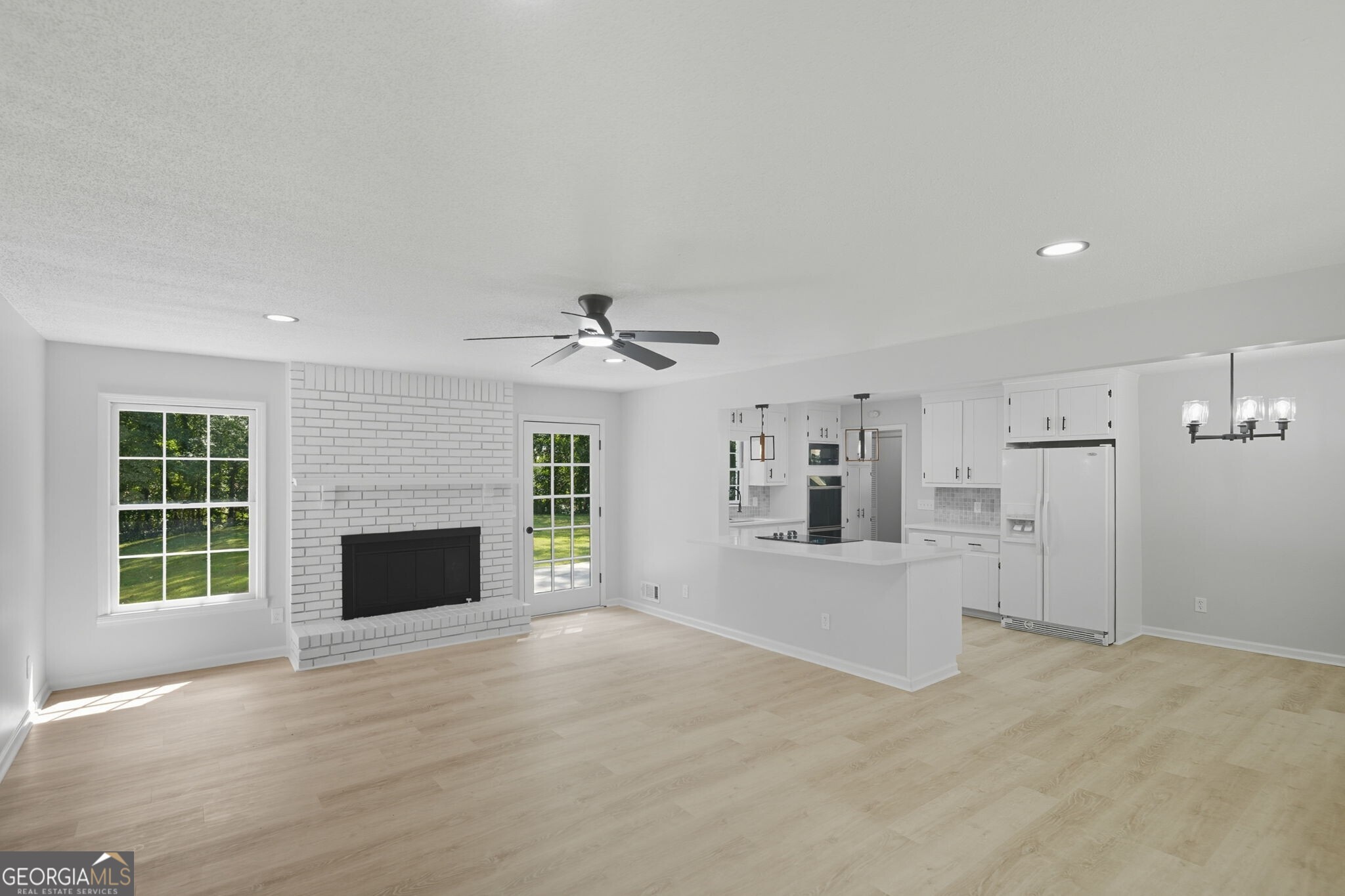 120 NW Westwood DR