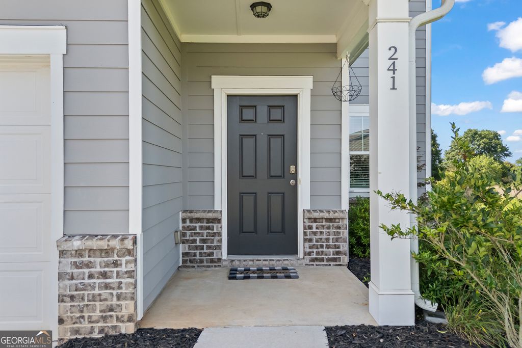 Photo of 241 Knightsbridge Lane, Winder, GA 30680 (MLS # 10793284)