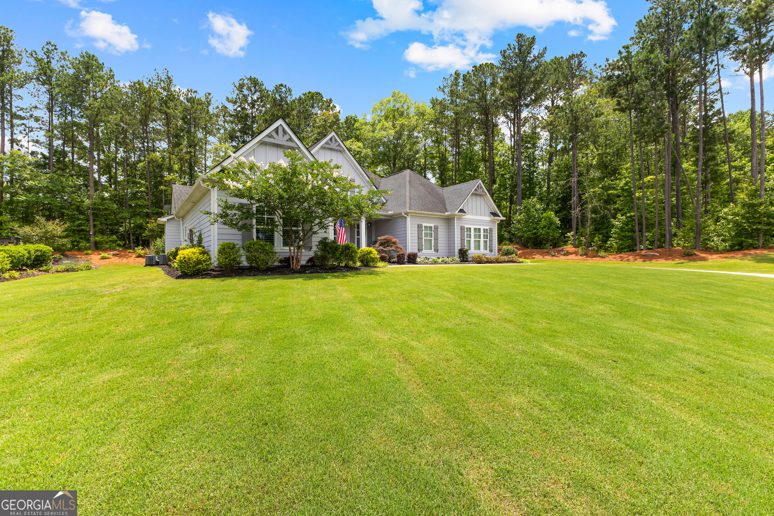 Senoia, Georgia 30276, United States, 4 Bedrooms Bedrooms, ,4 BathroomsBathrooms,Residential,Active,203631