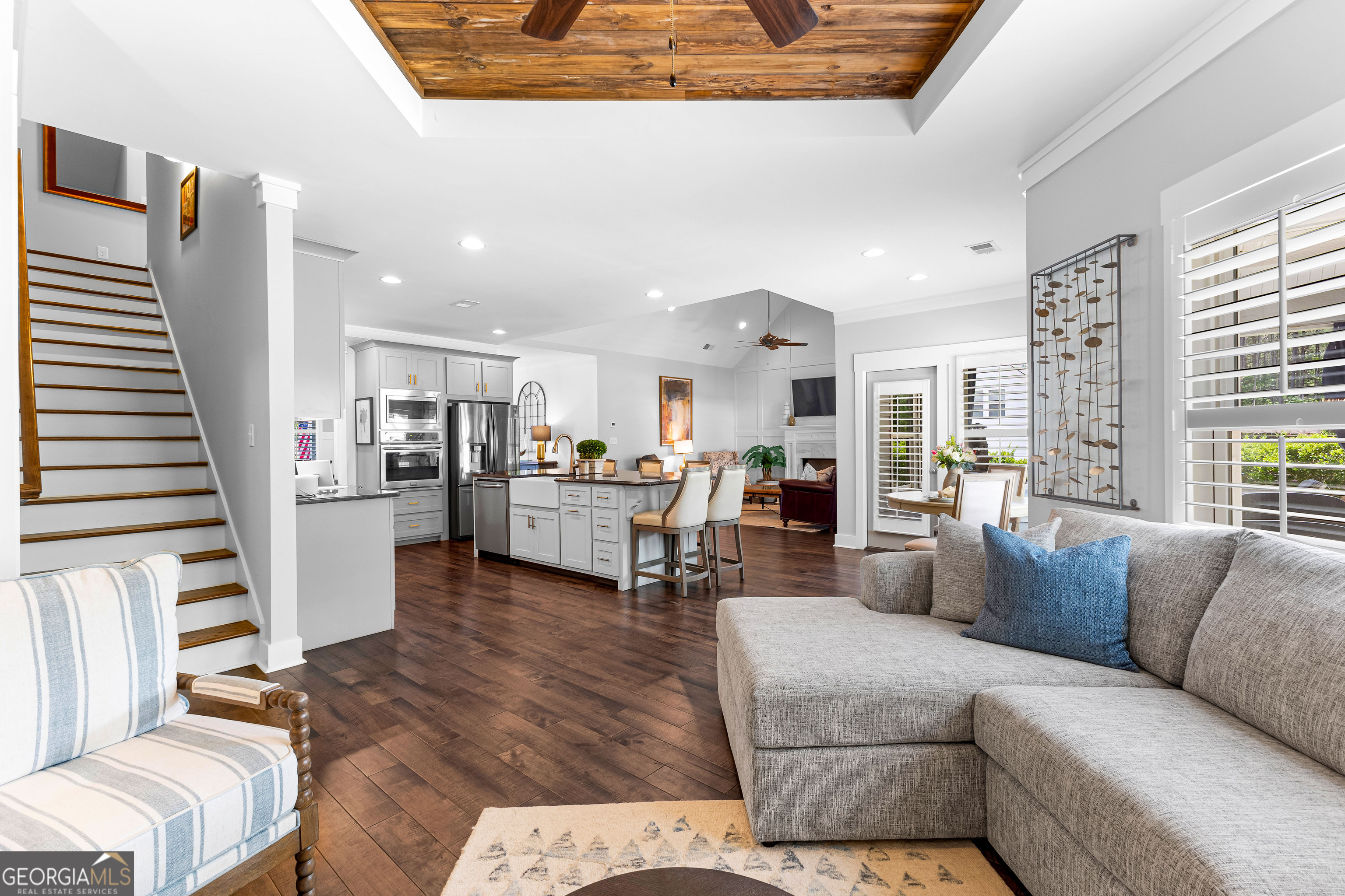 Senoia, Georgia 30276, United States, 4 Bedrooms Bedrooms, ,4 BathroomsBathrooms,Residential,Active,203631