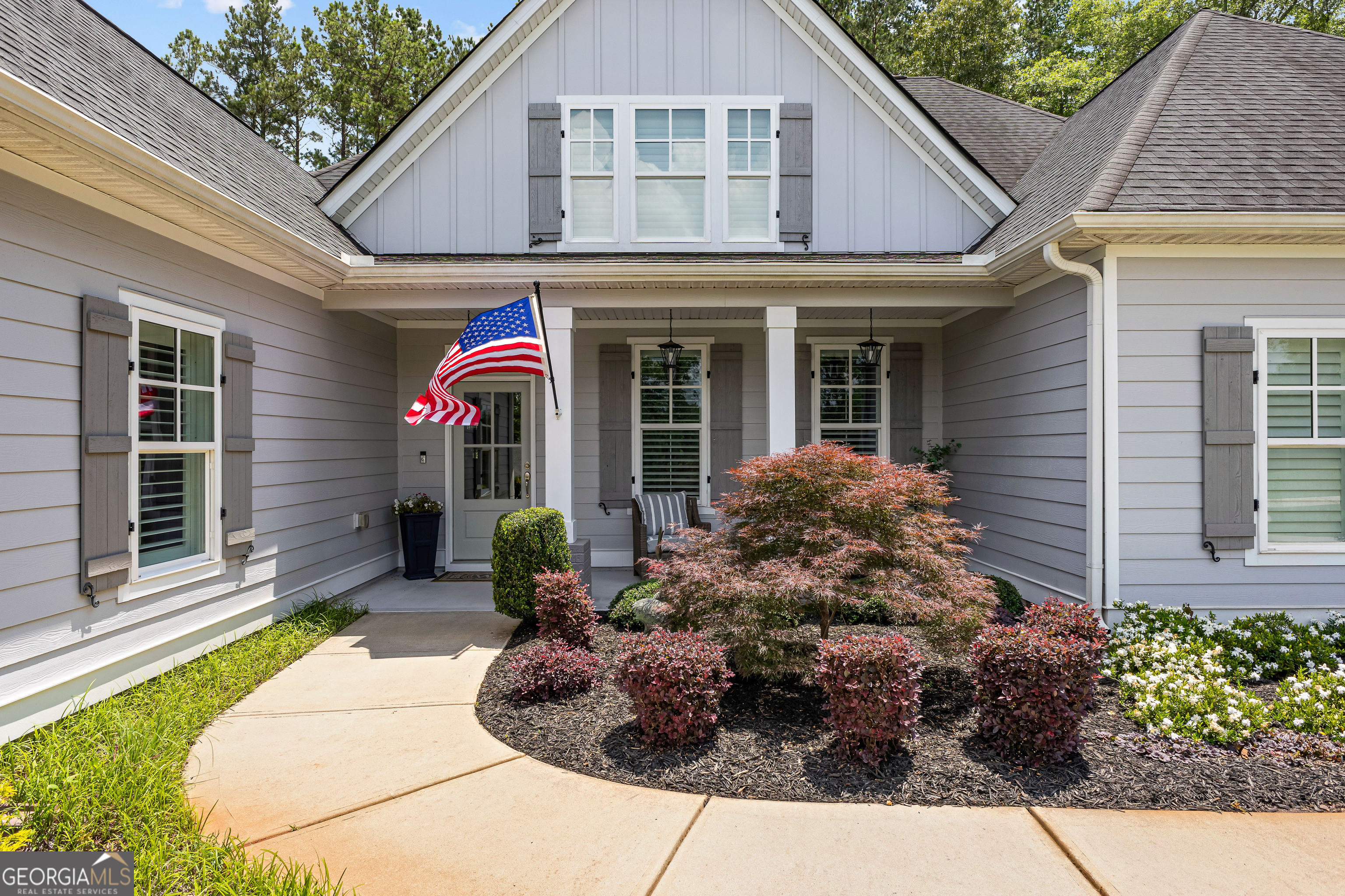 Senoia, Georgia 30276, United States, 4 Bedrooms Bedrooms, ,4 BathroomsBathrooms,Residential,Active,203631