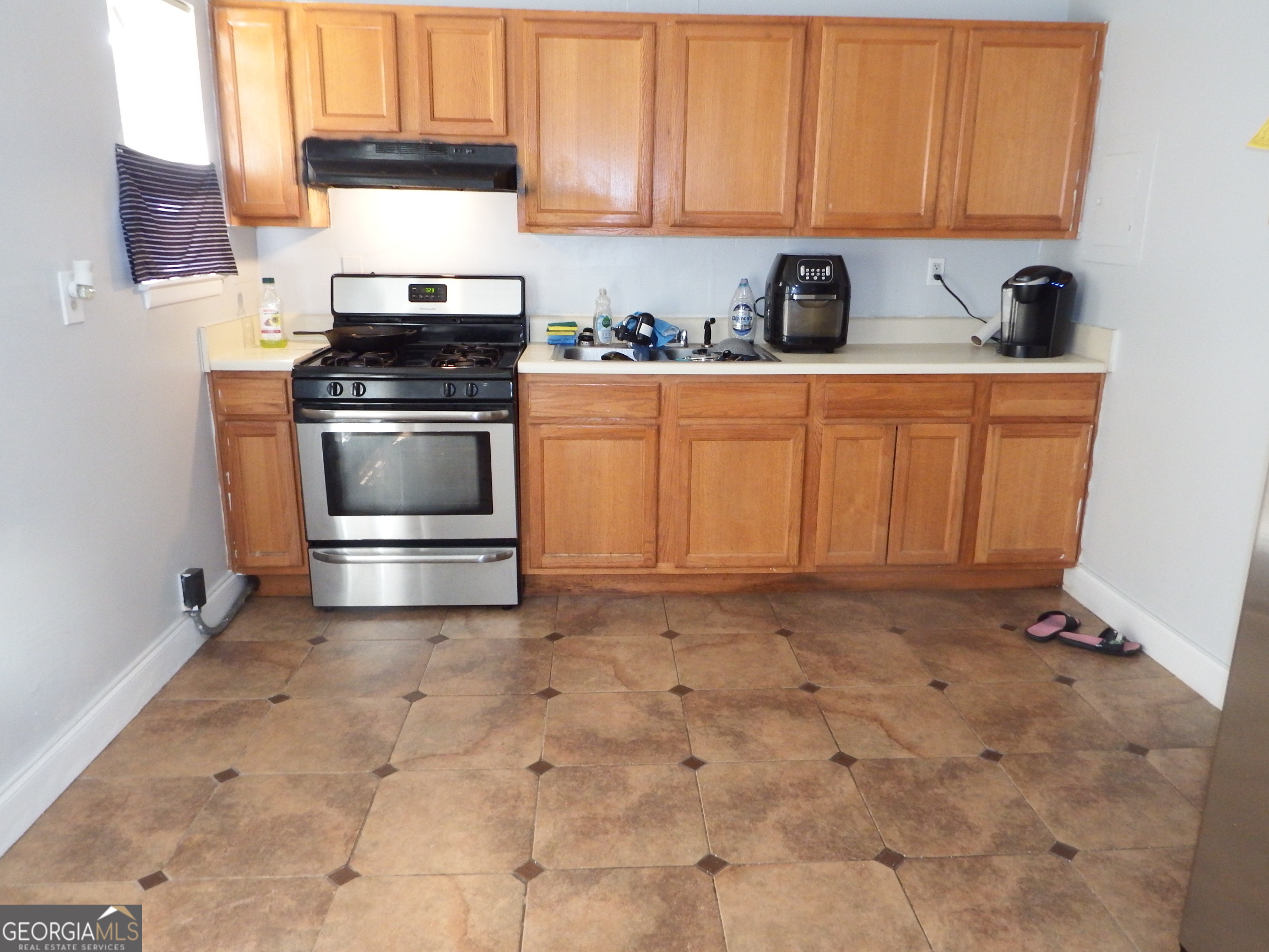 1625 Conley RD 275