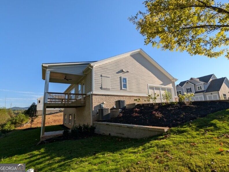 3380 Hillshire DR