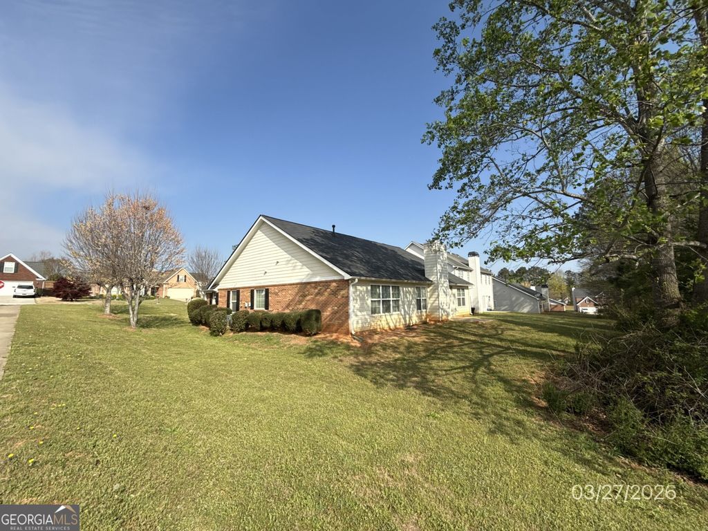 Photo of 1124 Aqua Shore Drive, McDonough, GA 30252 (MLS # 10719539)