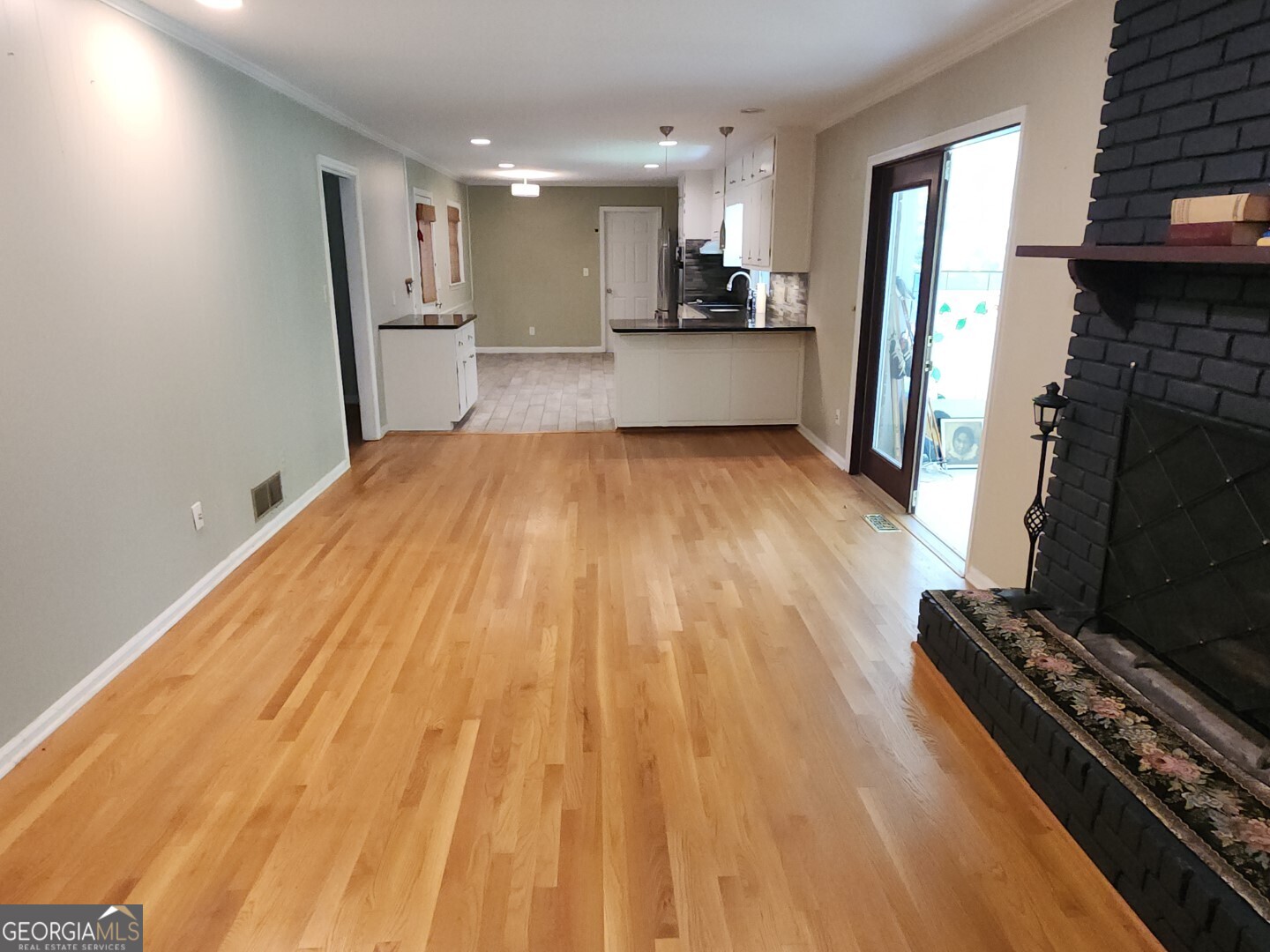 2479 Landeau CIR
