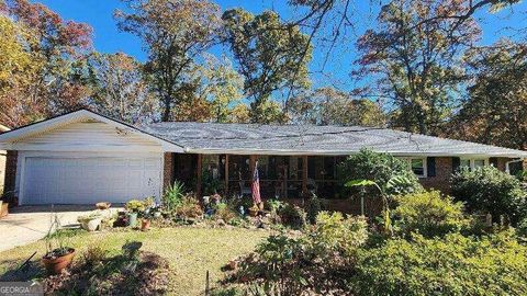 2479 Landeau CIR Tucker GA 30084