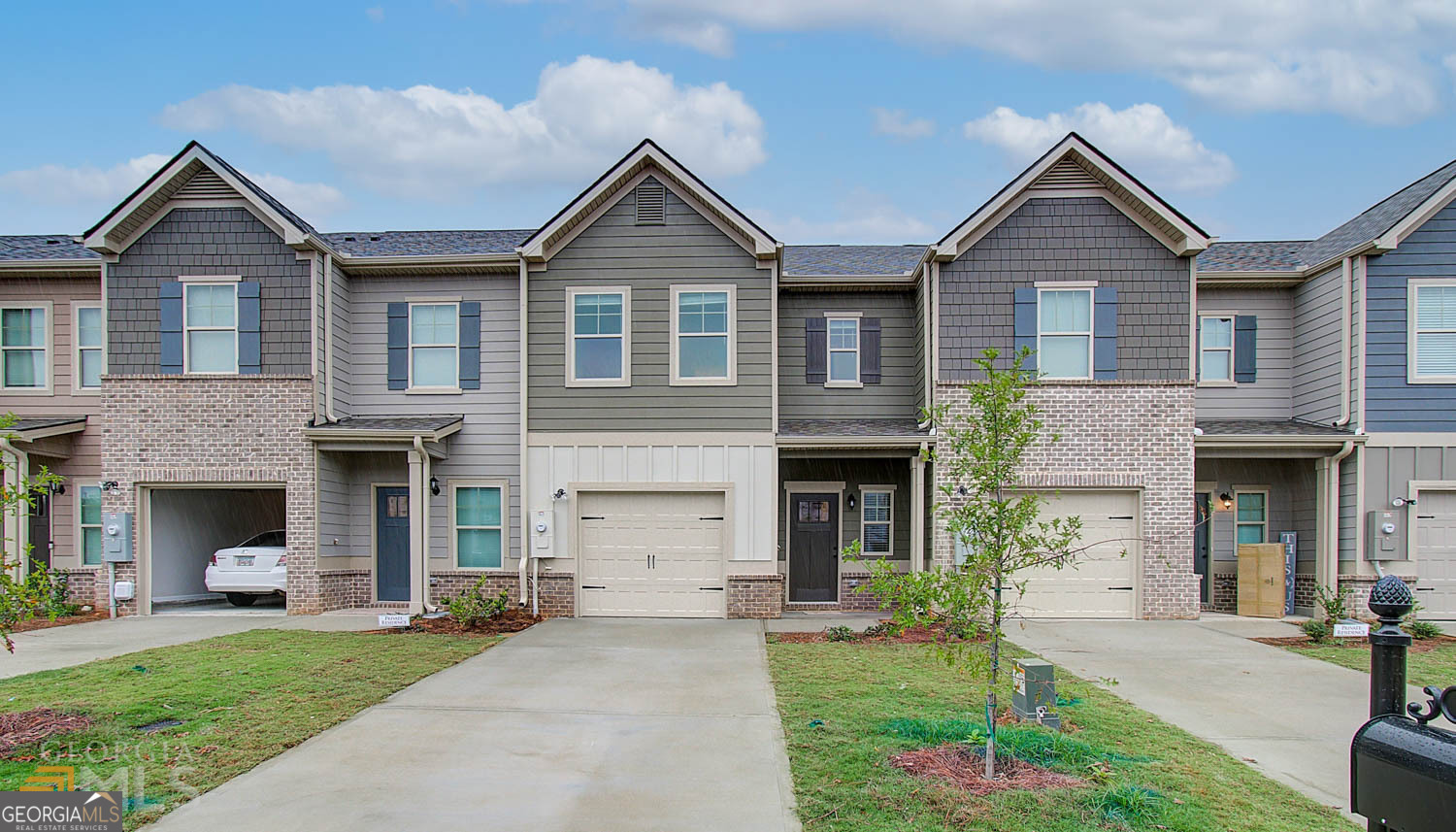 View South Fulton, GA 30331 townhome