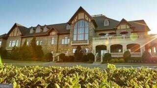 The Manor - Land