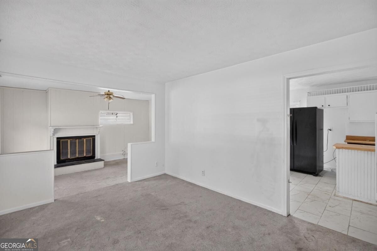 150 Woodcrest WAY